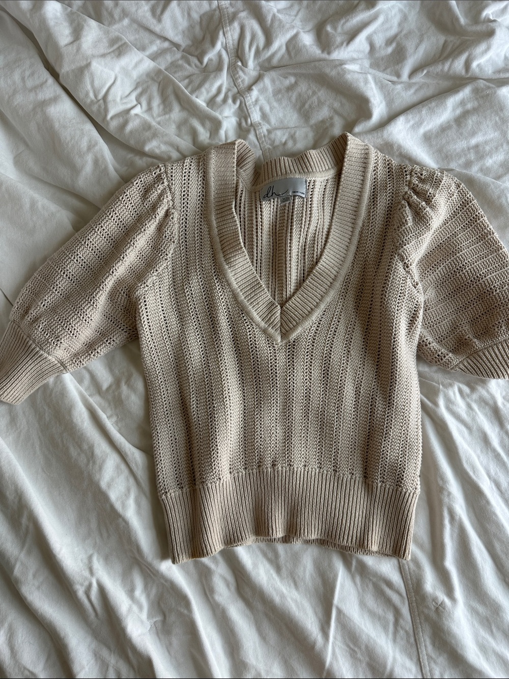 dh NEW YORK Cream Knit V-Neck Sweater Top